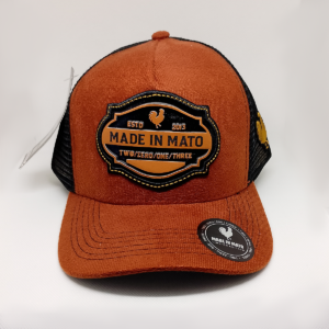 Gorra Made in Mato - Negro y Naranja | Trucker Talla M